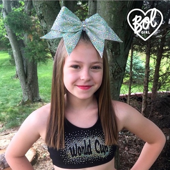 “Candy” Bows of London Cheer Bow - Picture 5 of 7